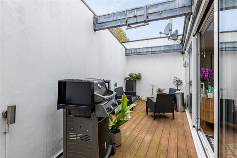 3 bedroom end of terrace house for sale, Ledbury Mews North, London, W11