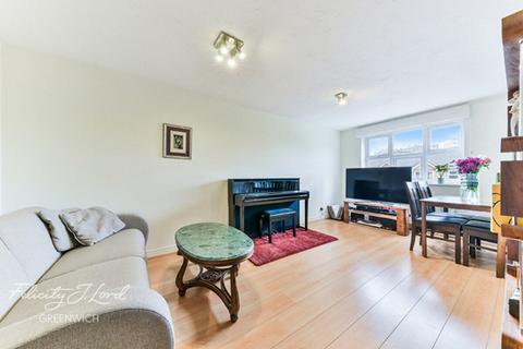 1 bedroom flat for sale, Basevi Way, London, SE8 3JT