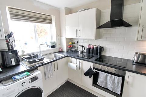 142 Avonmead, Greenmeadow, Swindon, SN25 3PS