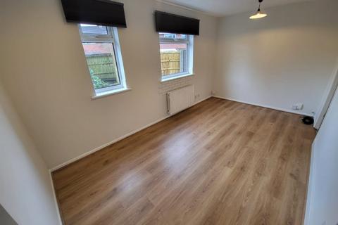 1 bedroom apartment to rent, Birchwood, Cheshire WA3