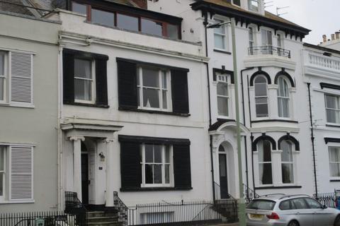 2 bedroom flat to rent, The Beacon, Exmouth