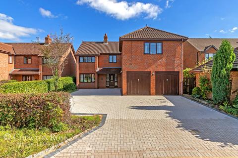 5 bedroom detached house for sale, Snaith Crescent, Loughton