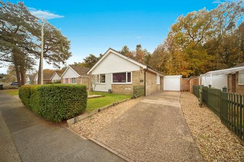 3 bedroom detached bungalow for sale, Woodlands Way, Bury St Edmunds IP28