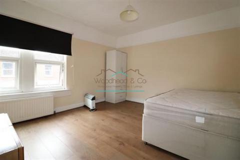 Terraced house to rent, Room 3, 44 North Street, Wellingborough, Northamptonshire