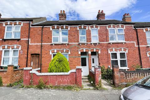 Terraced house to rent, North Street, Wellingborough, Northamptonshire