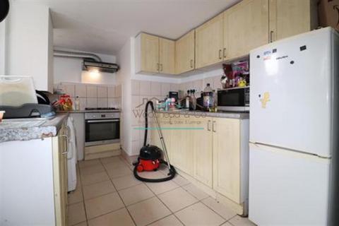 Terraced house to rent, North Street, Wellingborough, Northamptonshire