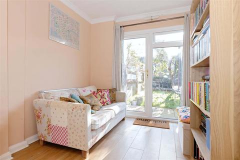 5 bedroom semi-detached house for sale, Guildford Road, Worthing