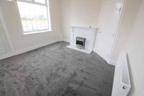 3 bedroom terraced house to rent, Chester Road North, Brownhills, Walsall