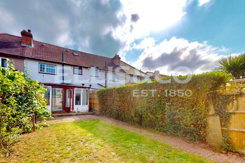 3 bedroom terraced house for sale, Pembroke Road, Greenford, UB6