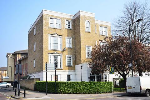 2 bedroom flat to rent, Middleton Road, Dalston, London, E8