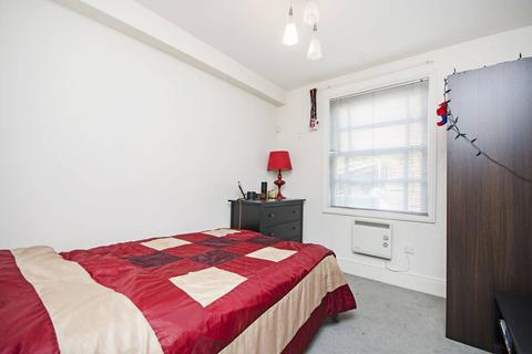 2 bedroom flat to rent, Middleton Road, Dalston, London, E8