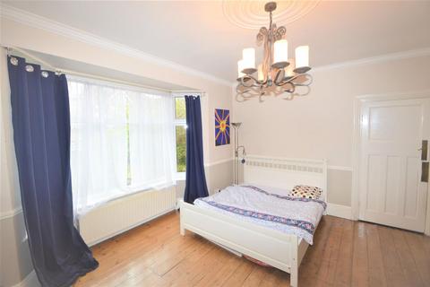 5 bedroom house to rent, Lansdowne Road, London, E18