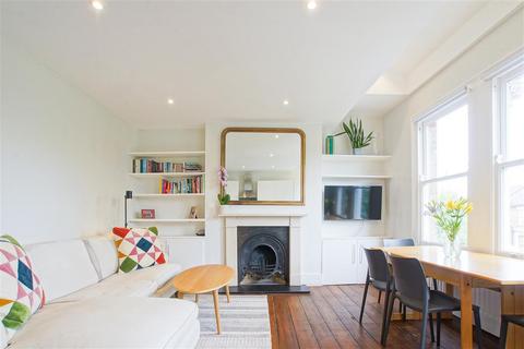 2 bedroom flat for sale, Huddleston Road, London