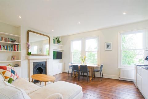 2 bedroom flat for sale, Huddleston Road, London