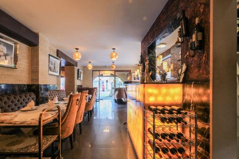 Restaurant to rent, Northfield Avenue, West London