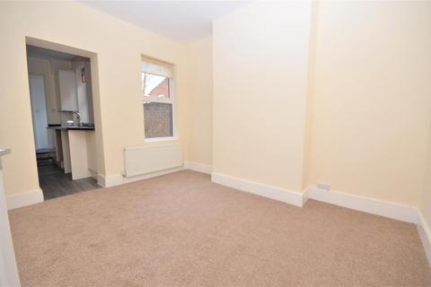 3 bedroom terraced house for sale, Richmond Hill, Luton, LU2 7JG