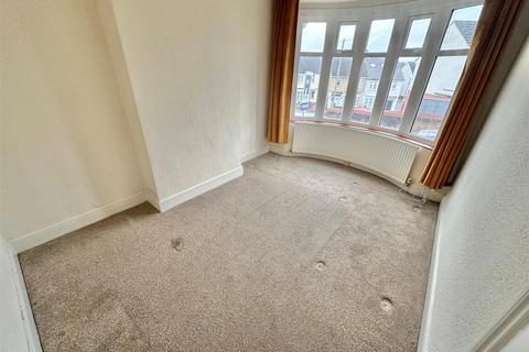 3 bedroom terraced house for sale, Richmond Hill, Luton, LU2 7JG