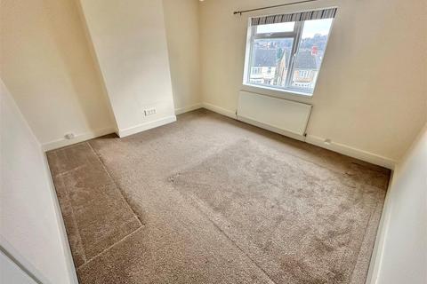 3 bedroom terraced house for sale, Richmond Hill, Luton, LU2 7JG