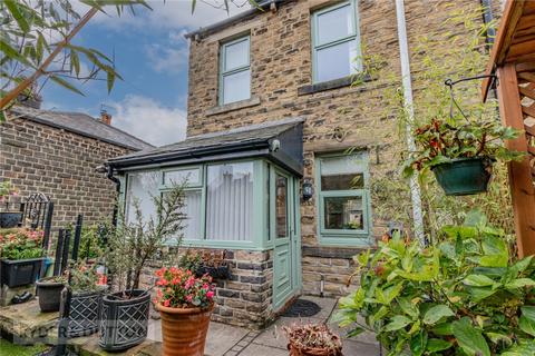 4 bedroom end of terrace house for sale, Dobcross New Road, Dobcross, Saddleworth, OL3