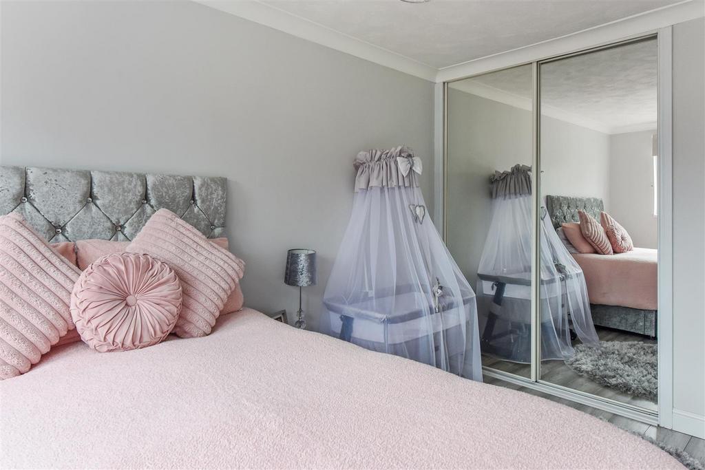 Bedroom One.jpg