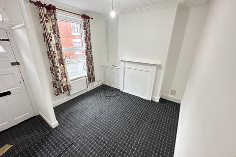 2 bedroom terraced house to rent, Giles Street, Manchester, M12