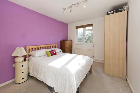 1 bedroom flat to rent, Shepherd's Bush W12 W12