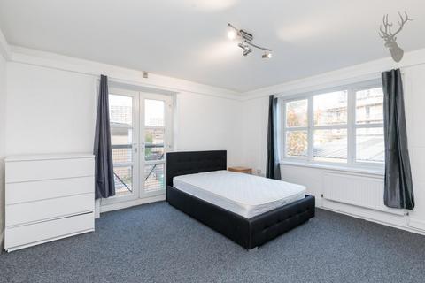 6 bedroom flat to rent, Hawgood Street, Bow E3