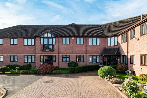 2 bedroom flat for sale, Brook Farm Court, Belmont, Hereford