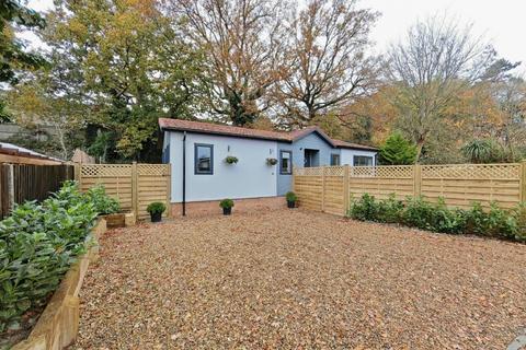 2 bedroom park home for sale, Brownfield Gardens, Maidenhead