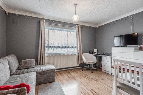 1 bedroom flat for sale, Braemar Gardens, Slough, SL1