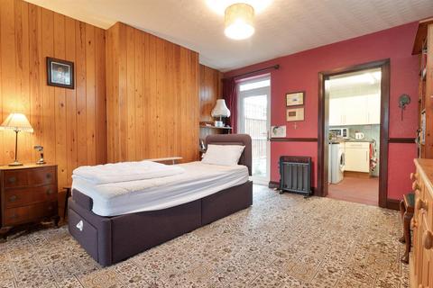 2 Constitution Hill, Snodland, ME6 5DH