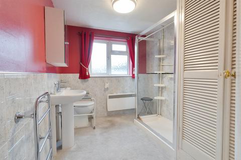 2 Constitution Hill, Snodland, ME6 5DH