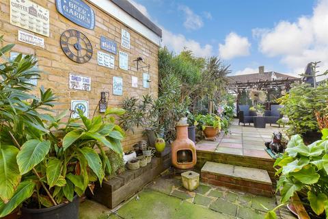 2 bedroom terraced house for sale, Peterborough Road, Carshalton, Surrey