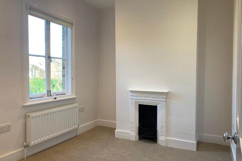 2 bedroom house to rent, Dulwich Village,London