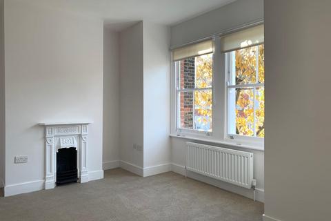 2 bedroom house to rent, Dulwich Village,London