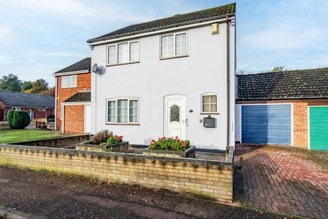 3 bedroom detached house for sale, Morris Close, Norwich, NR5