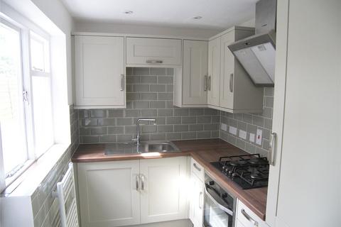 2 bedroom terraced house to rent, Queens Cottages, Berkshire RG1