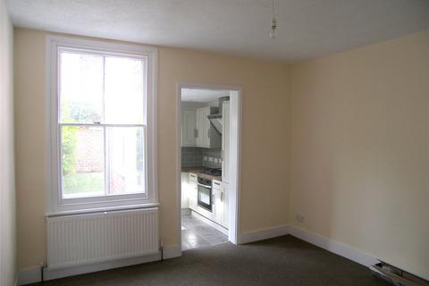 2 bedroom terraced house to rent, Queens Cottages, Berkshire RG1