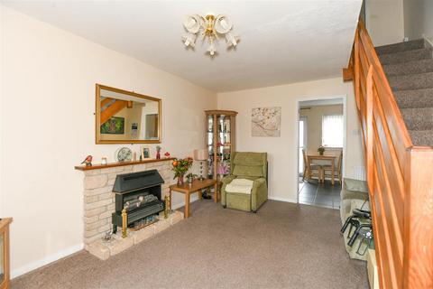 2 bedroom terraced house for sale, Weavers Drive, Trowbridge