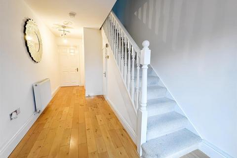 undefined, Kelvin Road, Elland