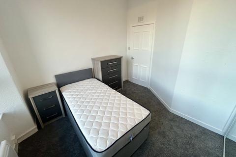 1 bedroom flat to rent, Pitfour Street, Dundee,