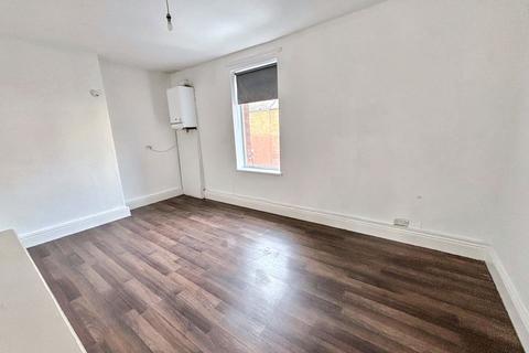 2 bedroom terraced house to rent, Poplar Street, Stanley DH9