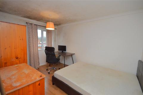 50 Upfield, Swindon, SN3 6PE