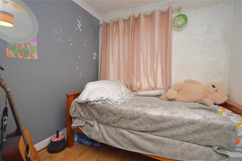 50 Upfield, Swindon, SN3 6PE