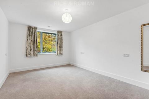 2 bedroom retirement property for sale, Shotfield, Wallington SM6