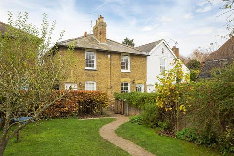 2 bedroom terraced house for sale, Nelson Gardens, Faversham