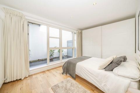 8 Gerards Place, London, SW4 7AZ