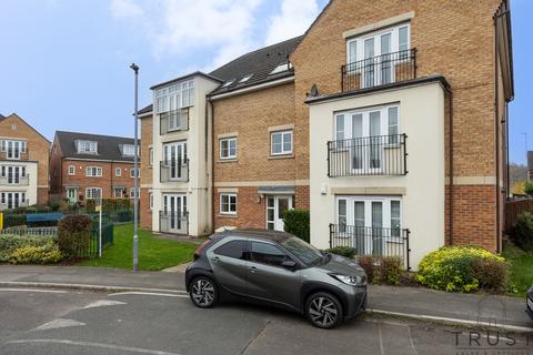 2 bedroom apartment for sale, Radulf Gardens, Liversedge