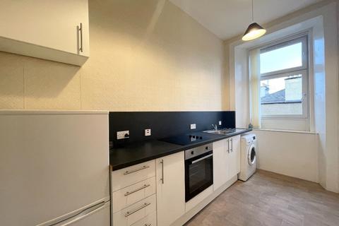 2 bedroom flat to rent, Lochleven Road, Battlefield, Glasgow, G42