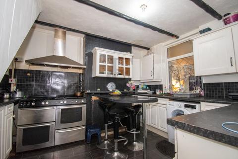 3 bedroom semi-detached house for sale, Drinkstone Road, Leicester